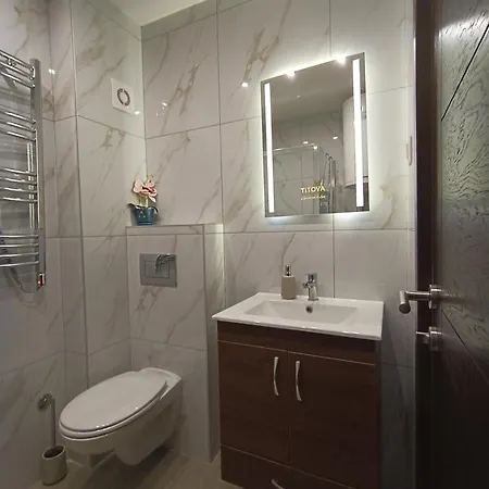 Lux Relax Nalazi Se U Titovoj דירה Palisat