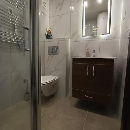 Lux Relax Nalazi Se U Titovoj 아파트 *