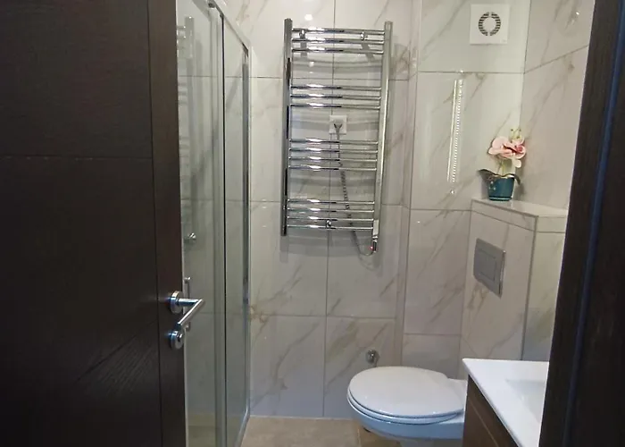 Lux Relax Nalazi Se U Titovoj